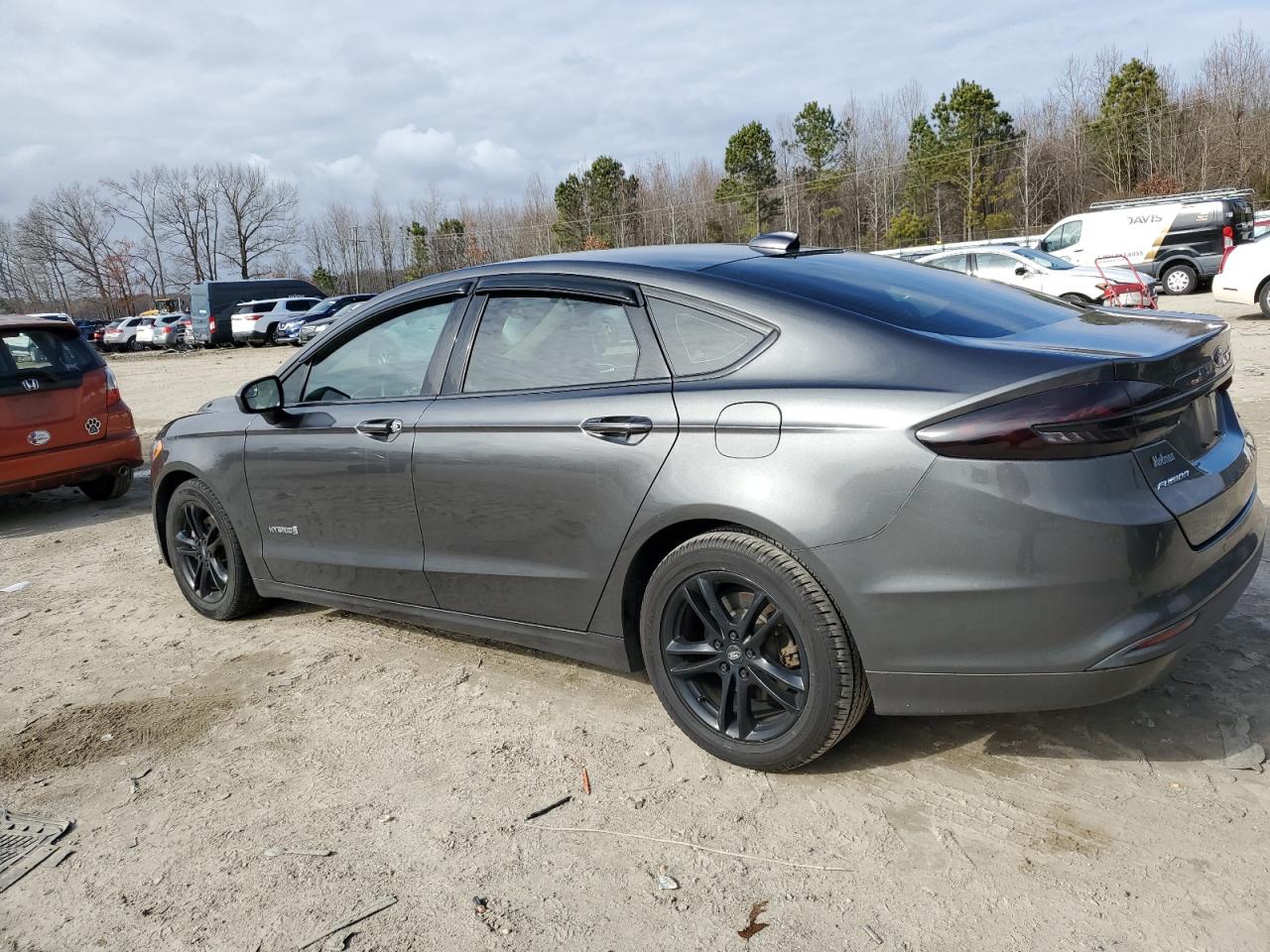 Photo 1 VIN: 3FA6P0LUXJR235632 - FORD FUSION 