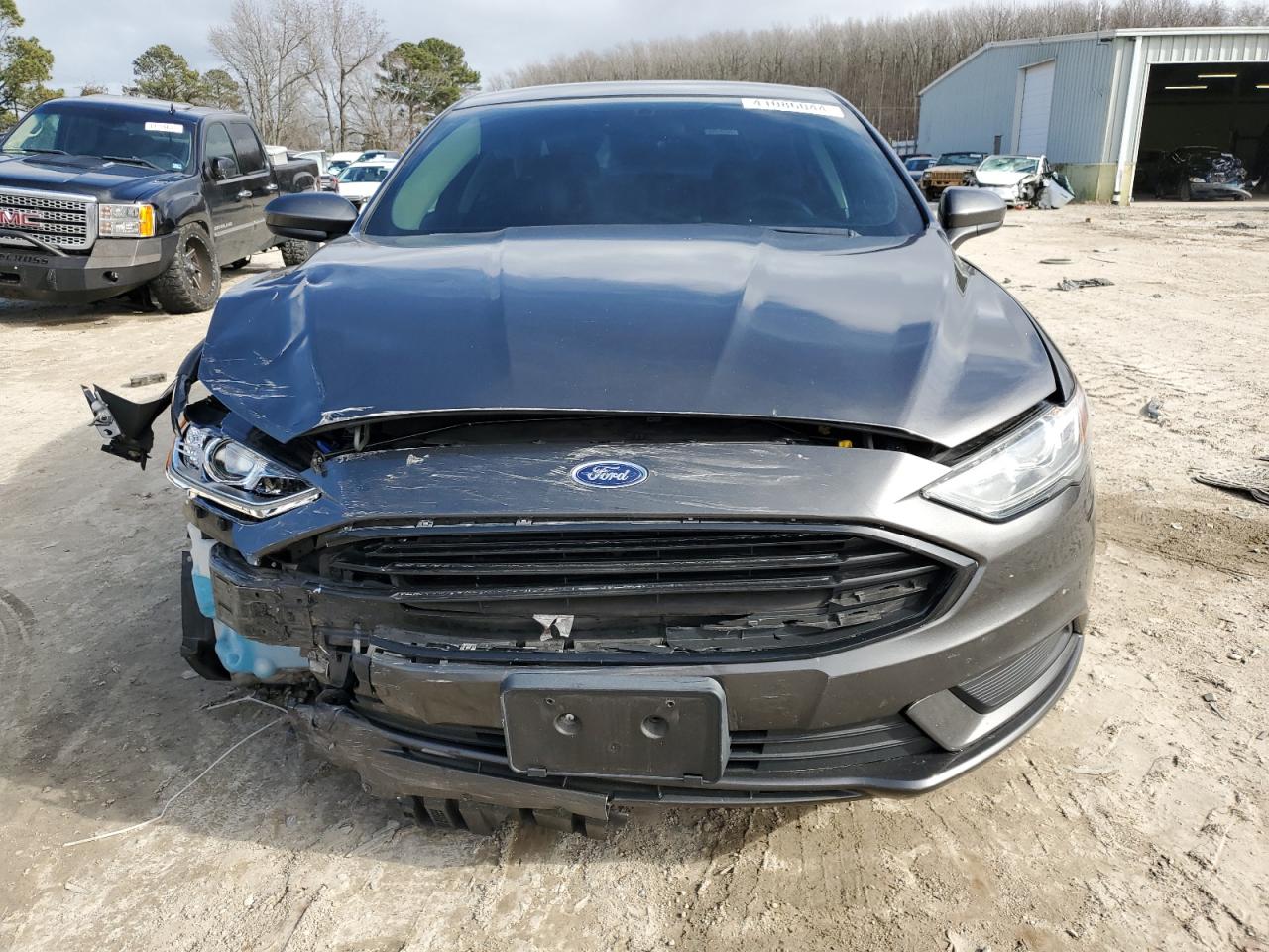 Photo 4 VIN: 3FA6P0LUXJR235632 - FORD FUSION 