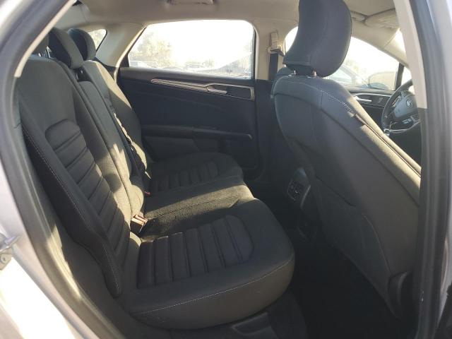 Photo 9 VIN: 3FA6P0LUXKR109613 - FORD FUSION SE 