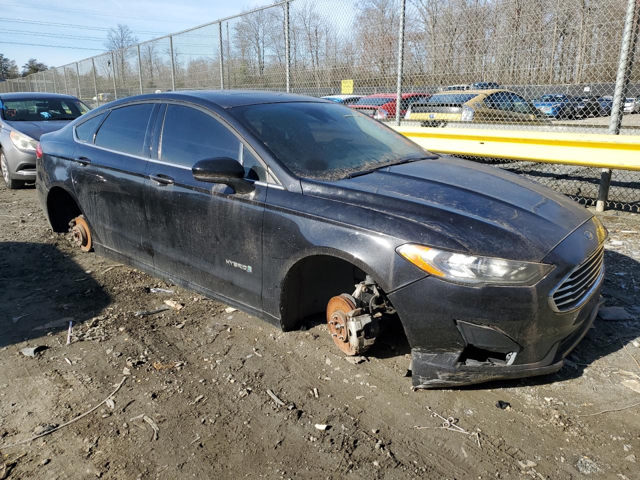 Photo 3 VIN: 3FA6P0LUXKR116531 - FORD FUSION 