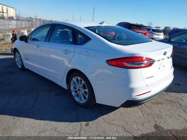 Photo 2 VIN: 3FA6P0LUXKR147245 - FORD FUSION 