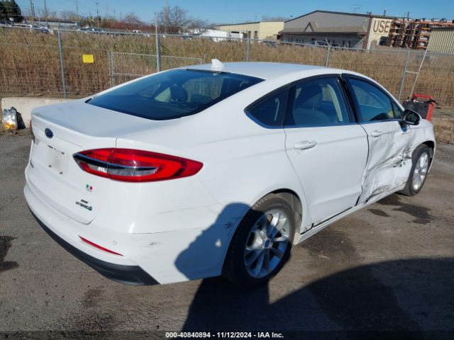 Photo 3 VIN: 3FA6P0LUXKR147245 - FORD FUSION 