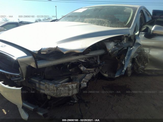 Photo 5 VIN: 3FA6P0LUXKR182304 - FORD FUSION HYBRID 