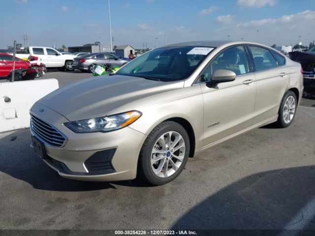 Photo 1 VIN: 3FA6P0LUXKR200249 - FORD FUSION HYBRID 