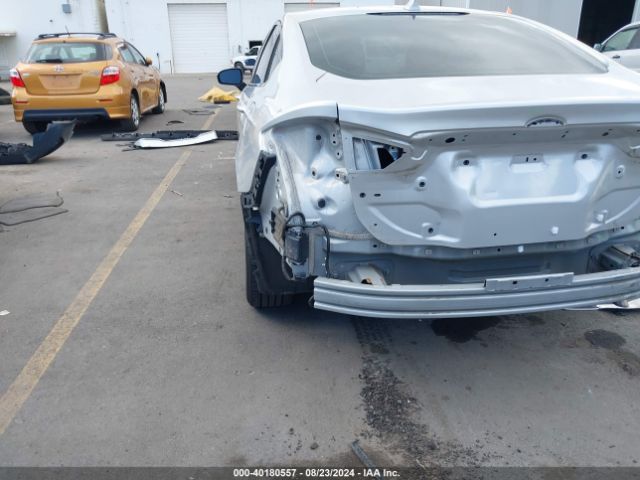 Photo 5 VIN: 3FA6P0LUXKR208125 - FORD FUSION 