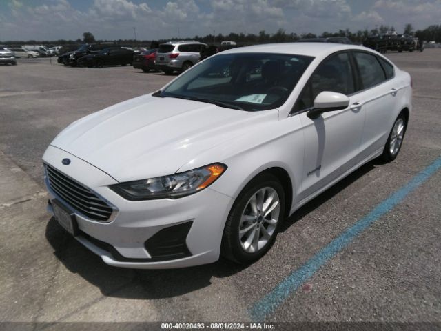 Photo 1 VIN: 3FA6P0LUXKR211459 - FORD FUSION 