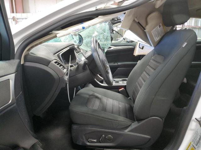 Photo 6 VIN: 3FA6P0LUXLR242101 - FORD FUSION SE 