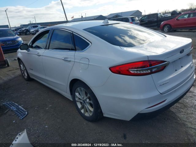 Photo 2 VIN: 3FA6P0MU1KR136892 - FORD FUSION HYBRID 