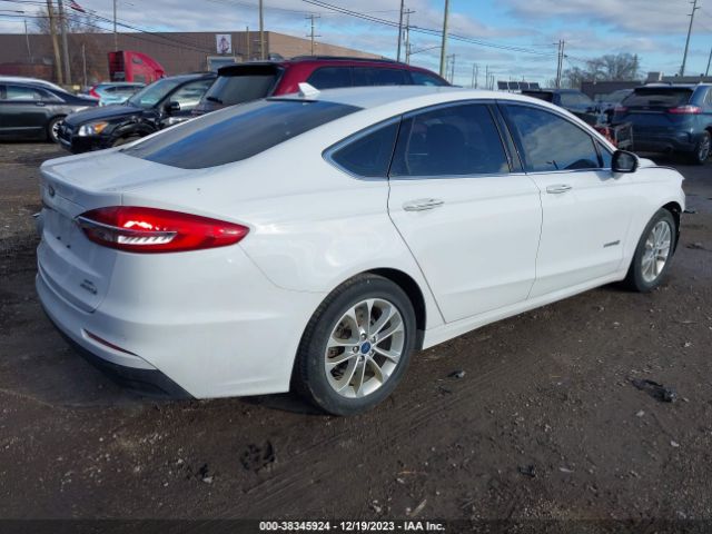 Photo 3 VIN: 3FA6P0MU1KR136892 - FORD FUSION HYBRID 