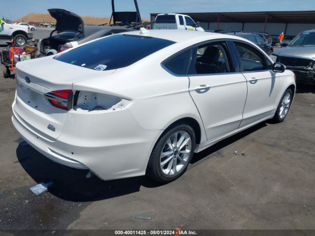 Photo 3 VIN: 3FA6P0MU4LR114127 - FORD FUSION 