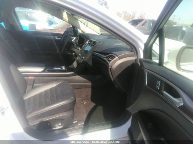 Photo 4 VIN: 3FA6P0MU5KR174612 - FORD FUSION HYBRID 