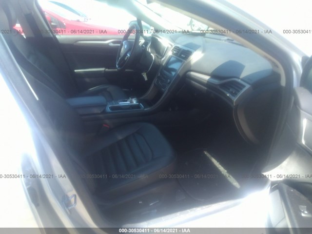 Photo 4 VIN: 3FA6P0MU6KR139027 - FORD FUSION HYBRID 