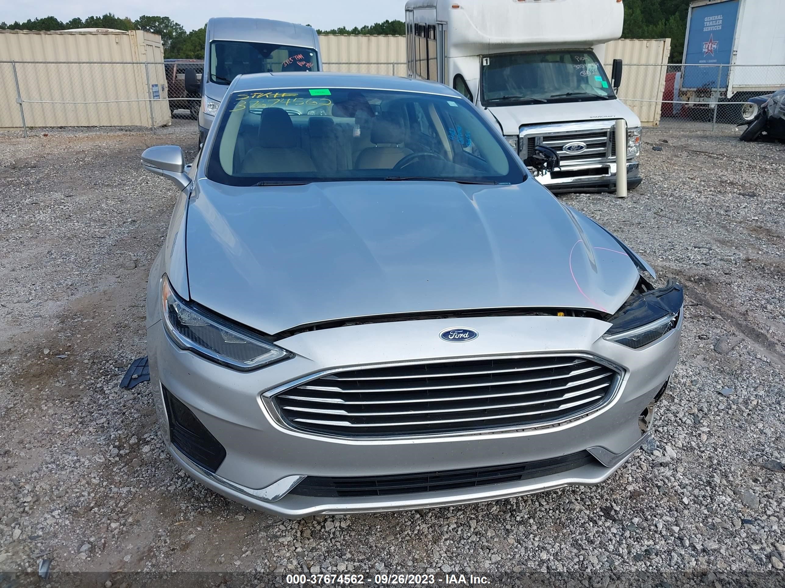 Photo 11 VIN: 3FA6P0MU9KR137398 - FORD FUSION 