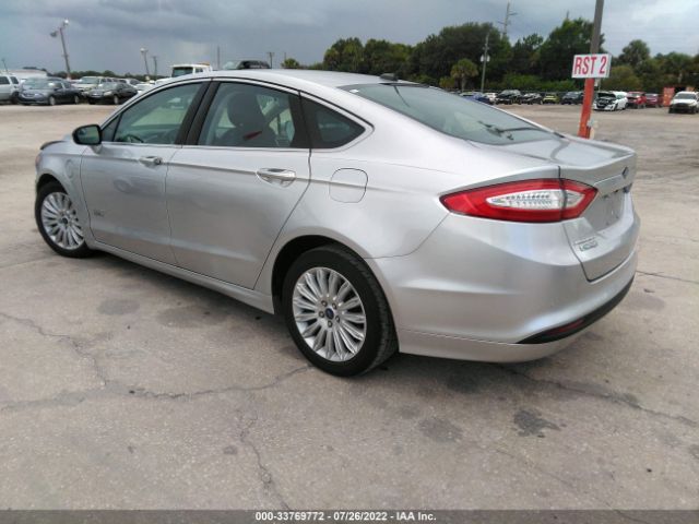 Photo 2 VIN: 3FA6P0PU0GR252328 - FORD FUSION ENERGI 