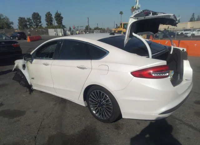 Photo 2 VIN: 3FA6P0PU0HR171217 - FORD FUSION ENERGI 