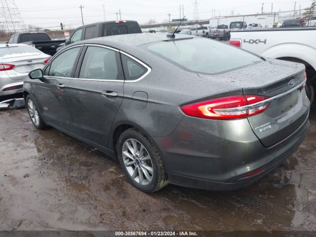 Photo 2 VIN: 3FA6P0PU0HR376892 - FORD FUSION ENERGI 