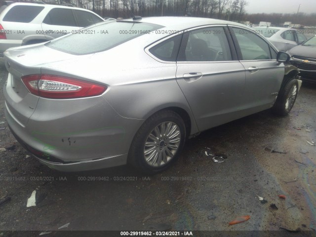 Photo 3 VIN: 3FA6P0PU1ER371339 - FORD FUSION ENERGI 