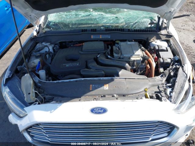 Photo 9 VIN: 3FA6P0PU1FR173684 - FORD FUSION ENERGI 