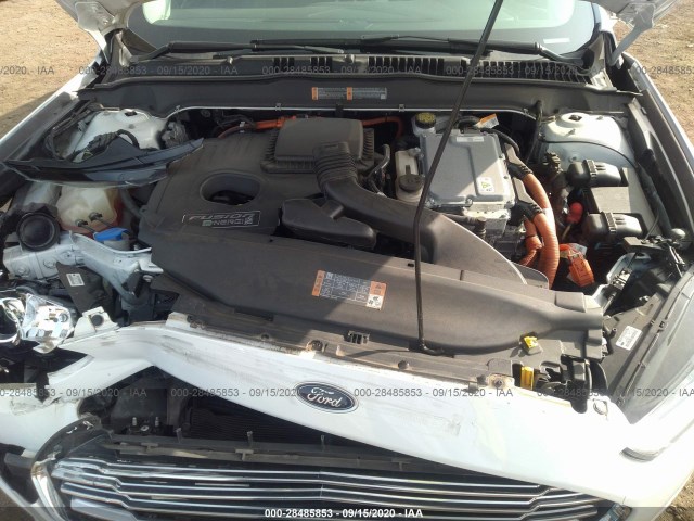 Photo 9 VIN: 3FA6P0PU1GR182628 - FORD FUSION ENERGI 