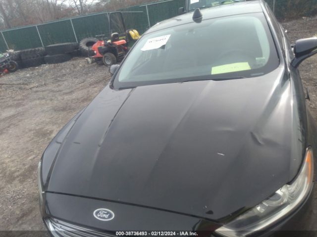 Photo 9 VIN: 3FA6P0PU1GR368038 - FORD FUSION ENERGI 