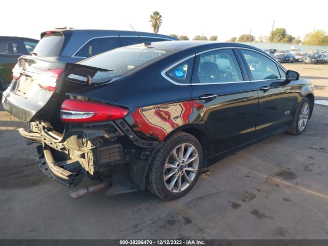 Photo 3 VIN: 3FA6P0PU1HR413710 - FORD FUSION ENERGI 