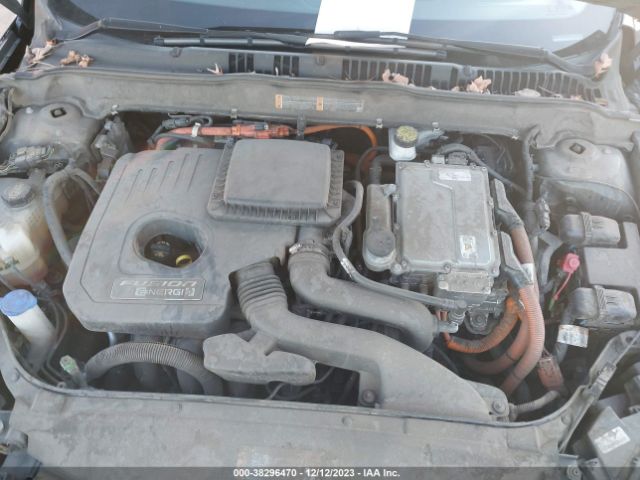 Photo 9 VIN: 3FA6P0PU1HR413710 - FORD FUSION ENERGI 