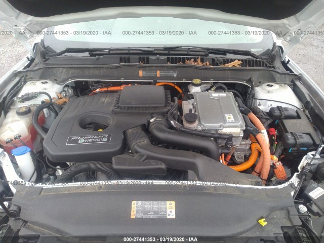 Photo 9 VIN: 3FA6P0PU1JR195368 - FORD FUSION ENERGI 