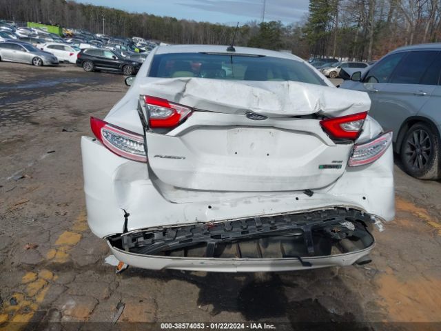 Photo 5 VIN: 3FA6P0PU2GR374950 - FORD FUSION ENERGI 