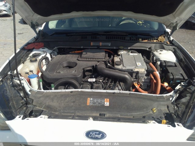 Photo 9 VIN: 3FA6P0PU2HR161806 - FORD FUSION ENERGI 