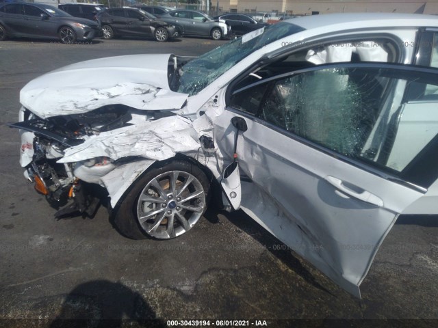 Photo 5 VIN: 3FA6P0PU2HR329511 - FORD FUSION ENERGI 