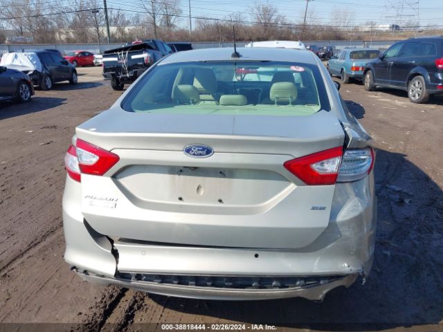 Photo 5 VIN: 3FA6P0PU3FR302735 - FORD FUSION ENERGI 