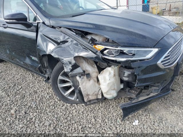 Photo 5 VIN: 3FA6P0PU3JR105752 - FORD FUSION ENERGI 