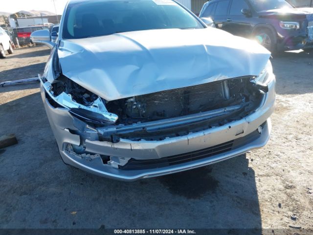 Photo 5 VIN: 3FA6P0PU3JR167927 - FORD FUSION 