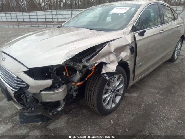 Photo 5 VIN: 3FA6P0PU3JR274041 - FORD FUSION ENERGI 