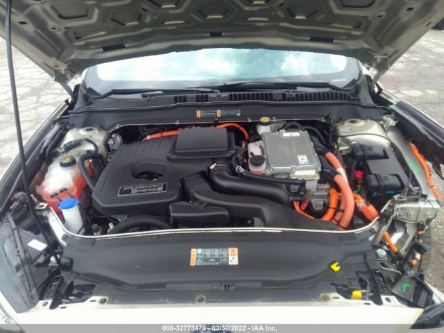 Photo 9 VIN: 3FA6P0PU3JR274041 - FORD FUSION ENERGI 