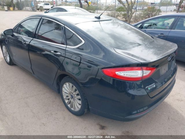 Photo 2 VIN: 3FA6P0PU4FR307619 - FORD FUSION ENERGI 