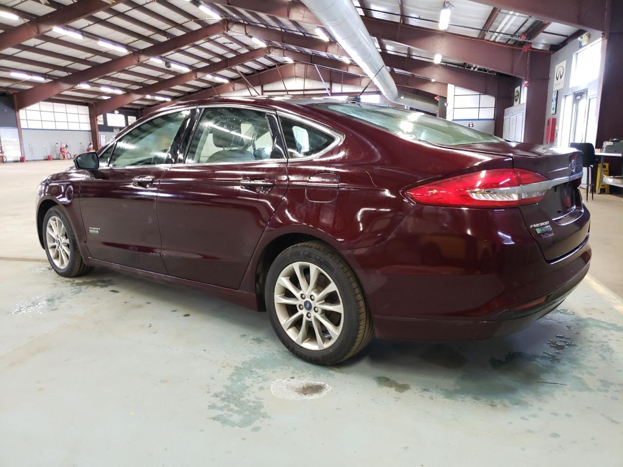 Photo 1 VIN: 3FA6P0PU4JR216388 - FORD FUSION 