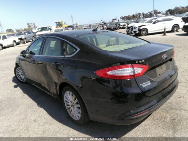 Photo 2 VIN: 3FA6P0PU5GR194975 - FORD FUSION ENERGI 