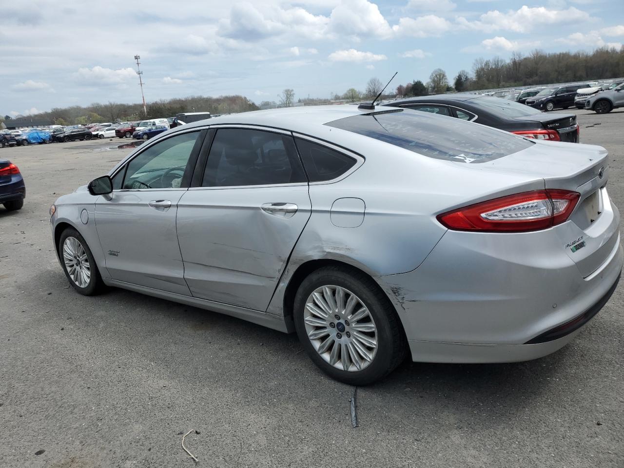 Photo 1 VIN: 3FA6P0PU5GR395047 - FORD FUSION 