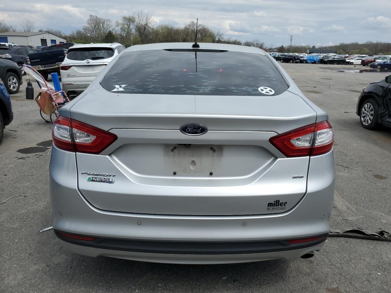 Photo 5 VIN: 3FA6P0PU5GR395047 - FORD FUSION 