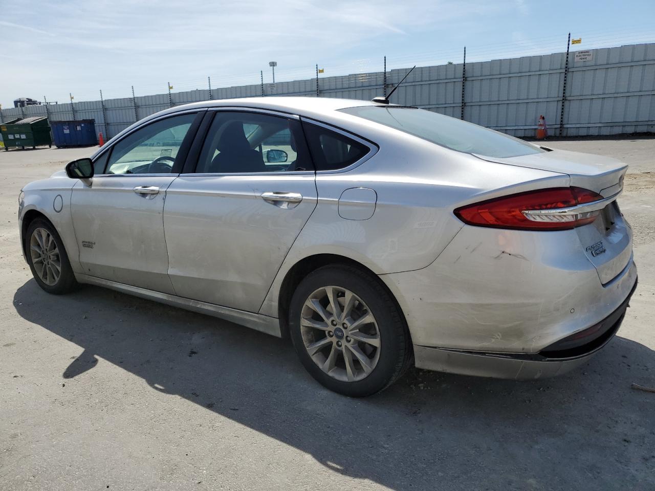 Photo 1 VIN: 3FA6P0PU5HR329972 - FORD FUSION 