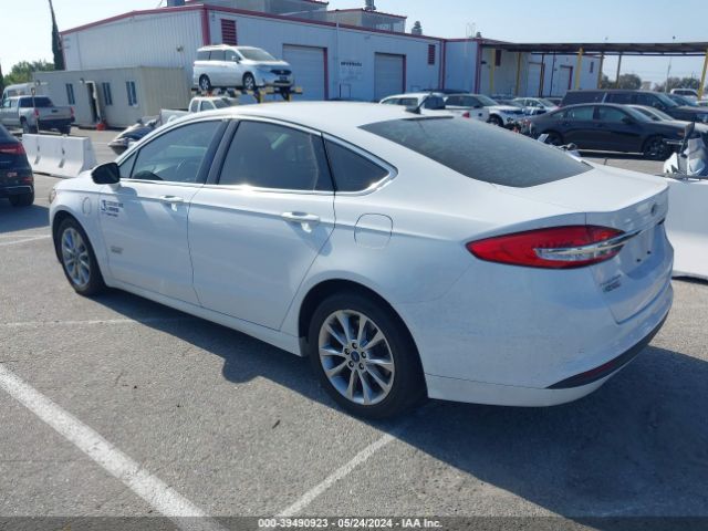 Photo 2 VIN: 3FA6P0PU5JR218523 - FORD FUSION 