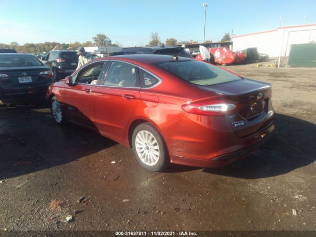 Photo 2 VIN: 3FA6P0PU6ER226216 - FORD FUSION ENERGI 