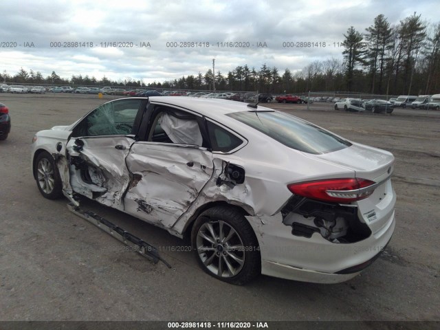 Photo 2 VIN: 3FA6P0PU6HR183498 - FORD FUSION ENERGI 