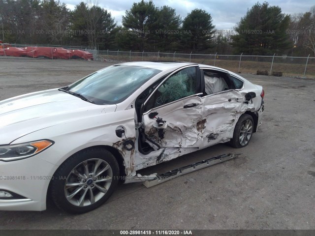 Photo 5 VIN: 3FA6P0PU6HR183498 - FORD FUSION ENERGI 