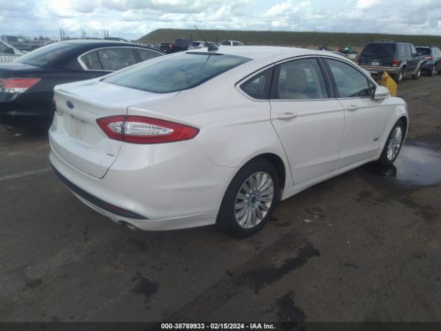 Photo 3 VIN: 3FA6P0PU7DR261104 - FORD FUSION ENERGI 