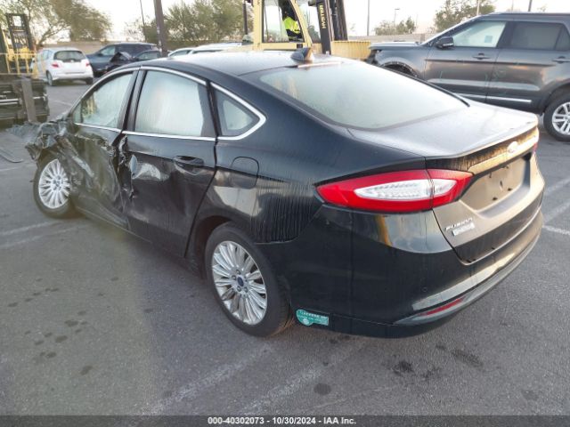 Photo 2 VIN: 3FA6P0PU7GR320799 - FORD FUSION 