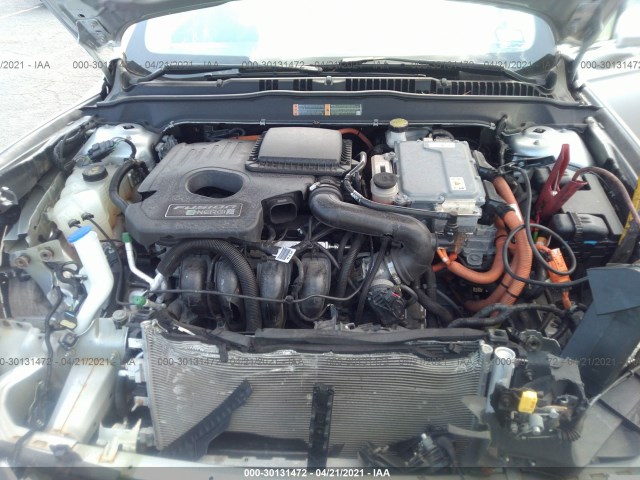 Photo 9 VIN: 3FA6P0PU7HR102038 - FORD FUSION ENERGI 