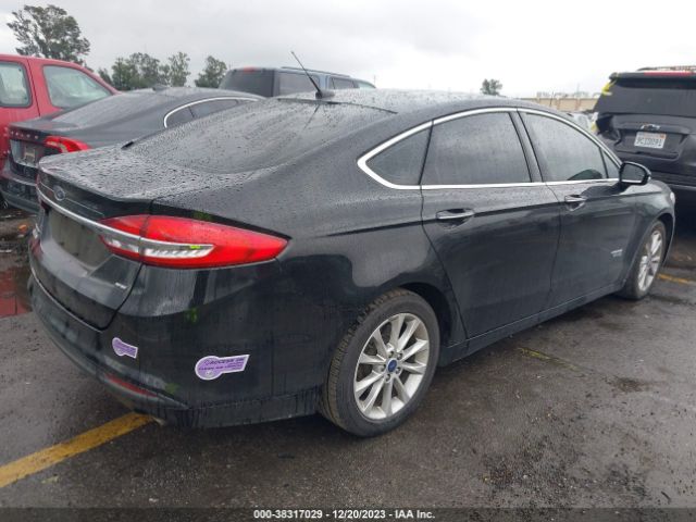 Photo 3 VIN: 3FA6P0PU7HR110186 - FORD FUSION ENERGI 