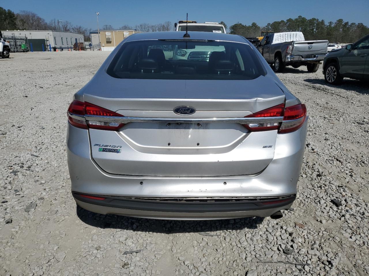 Photo 5 VIN: 3FA6P0PU7JR106404 - FORD FUSION 